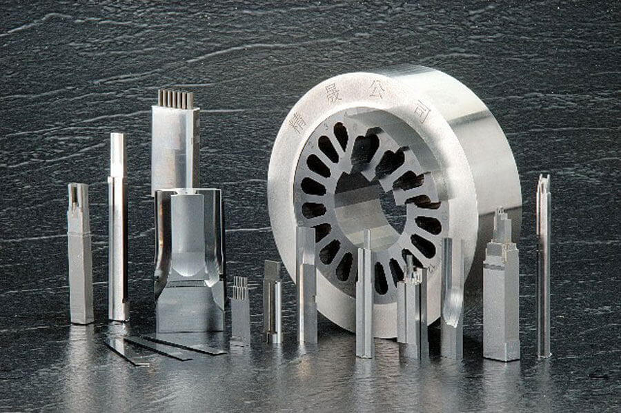 A Comprehensive Guide to CNC Milling Services-03